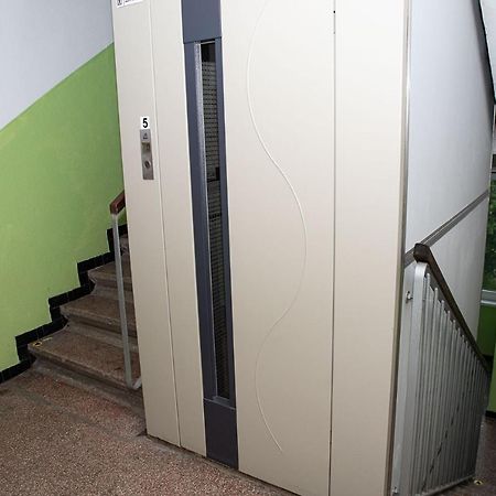 Lovely One Bedroom Apartment โนเว ซามคี ภายนอก รูปภาพ